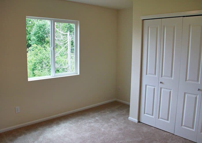 floating desk nook area