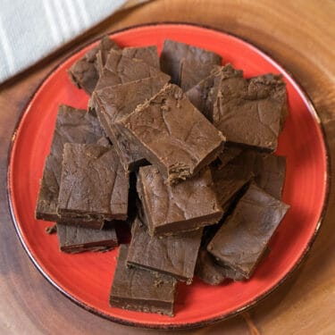 Microwave peanut butter fudge recipe on a plate.