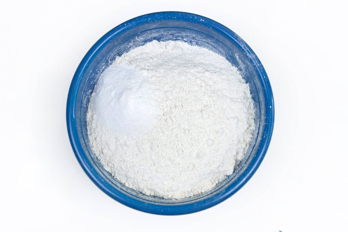 Flour, salt, and baking soda in a medium sized bowl.