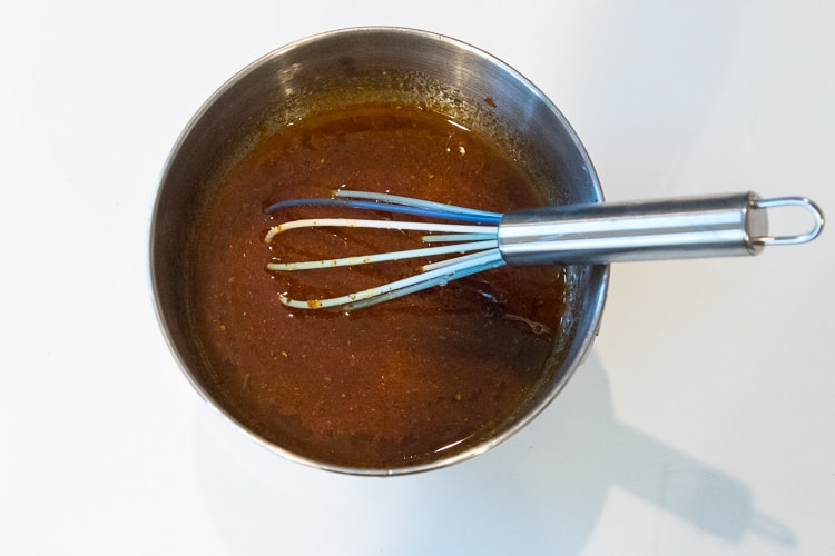 Mix the marinade sauce.