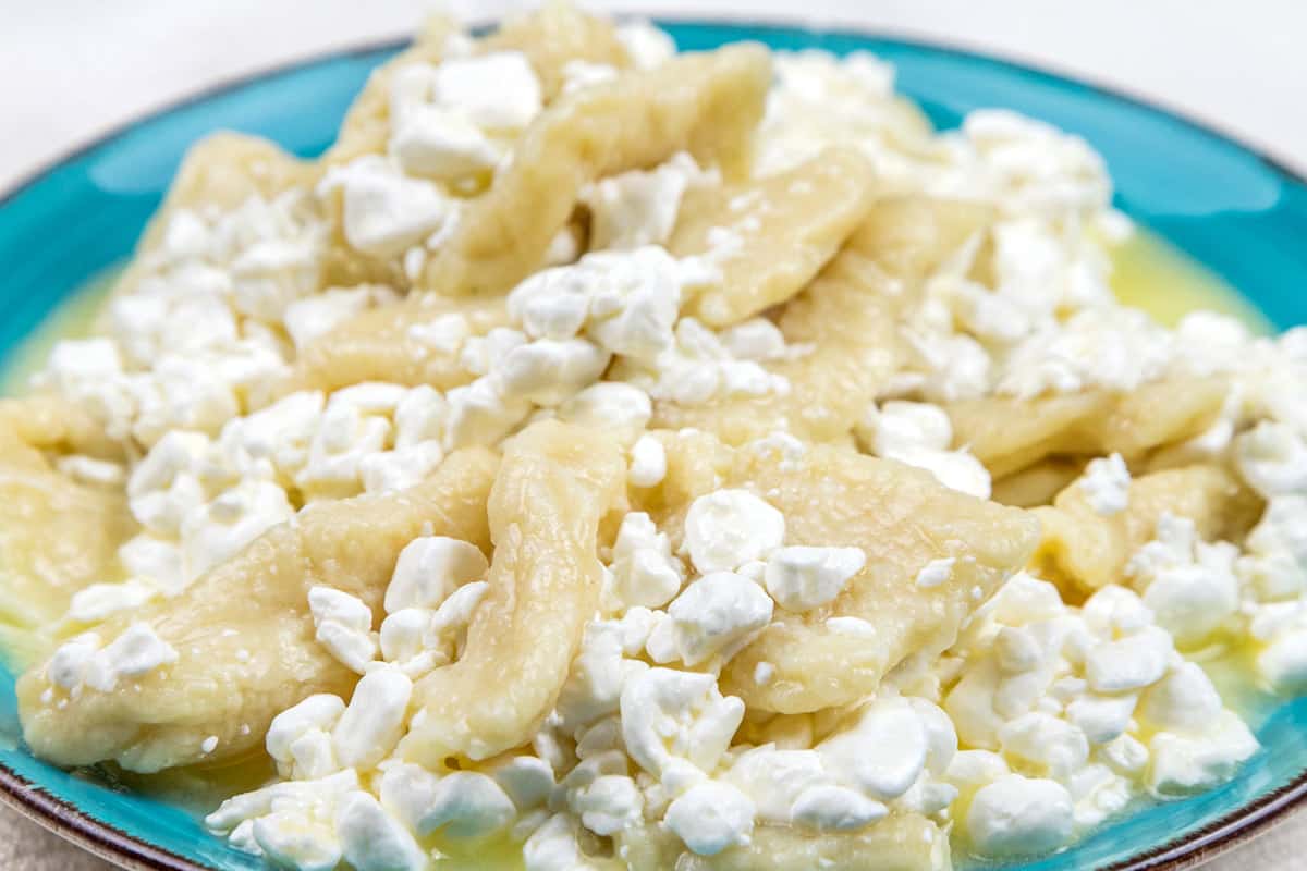 A plate of delicious cottage cheese pierogi.
