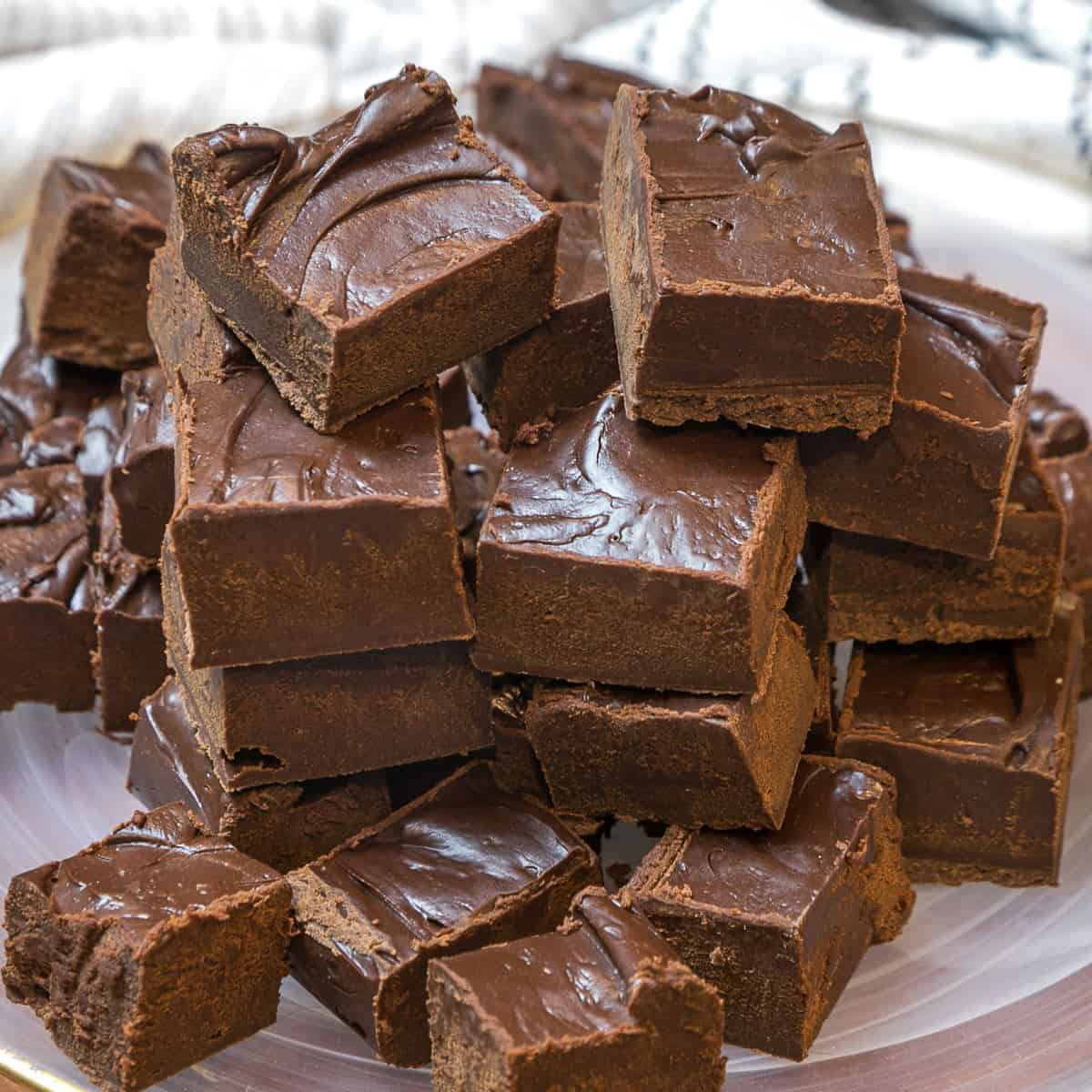 Easy Dark Chocolate Fudge Recipe