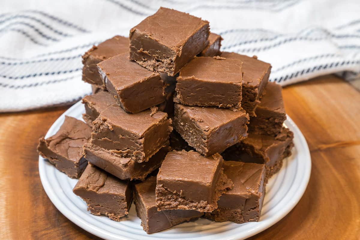 Fantasy fudge stacked on a plate.