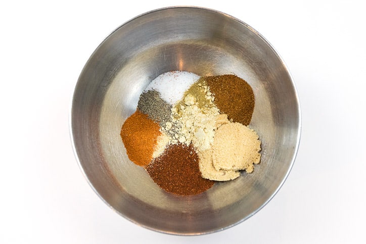 Dry rub seasoning in a bowl.