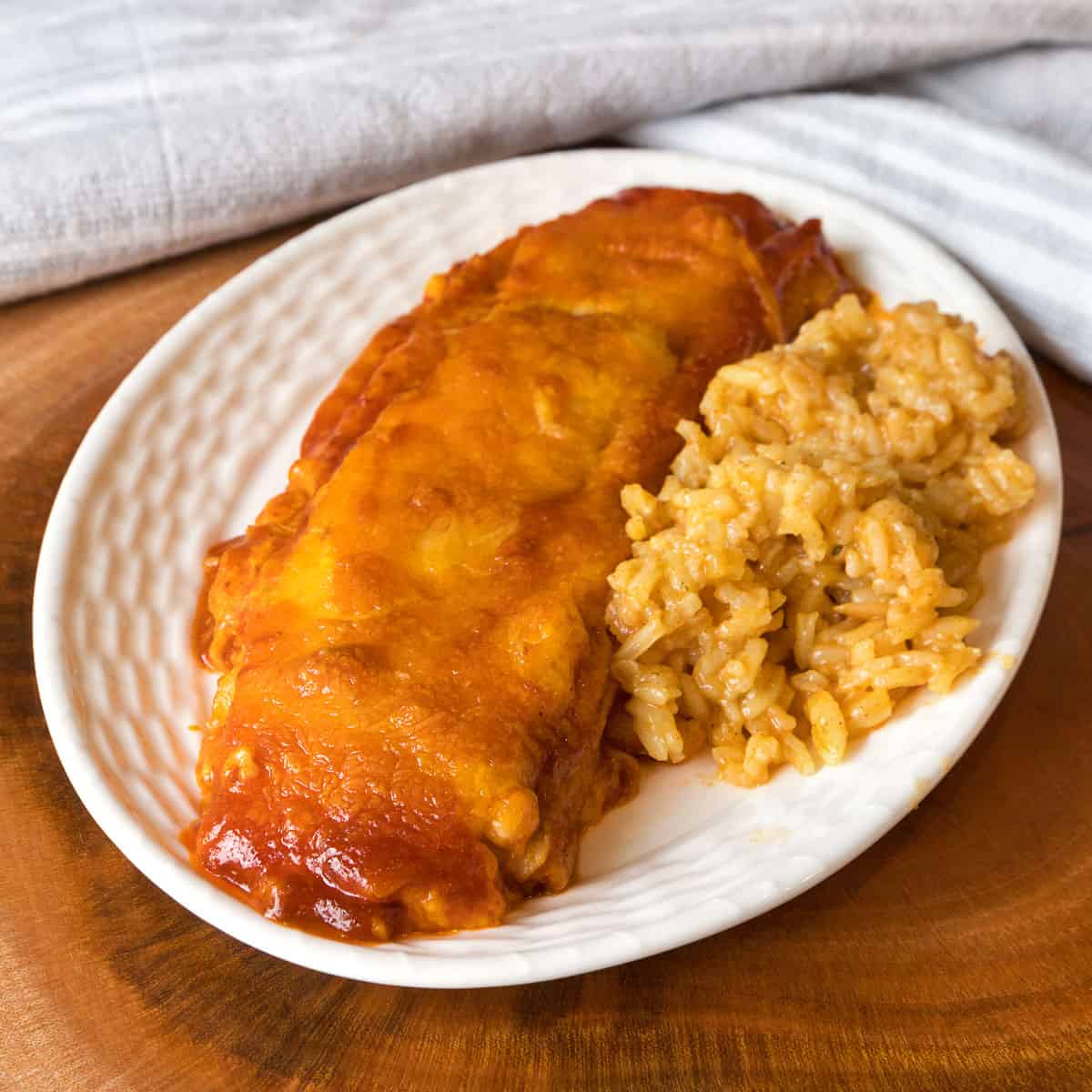 Easy Canned Chicken Enchiladas Recipe