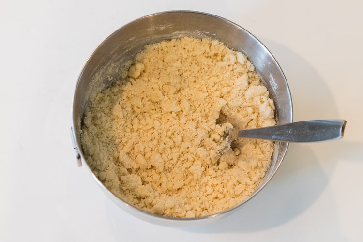 Flour added to the butter sugar mixture.