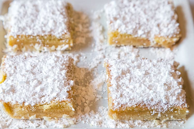 Old fashioned lemon squares recipe complete.