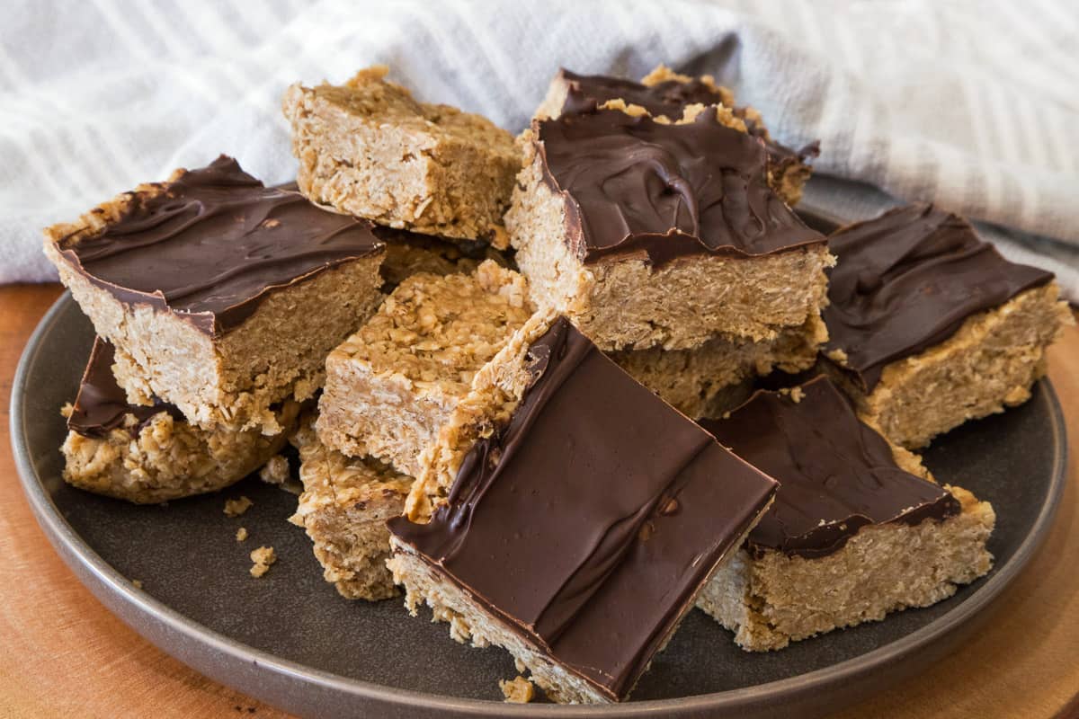 A plate of peanut butter bars.