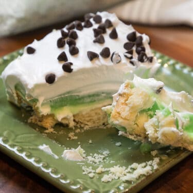 Pistachio pie recipe on a plate.