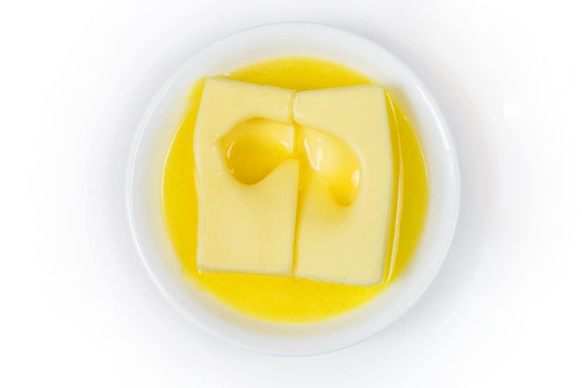 Melted butter in a bowl.