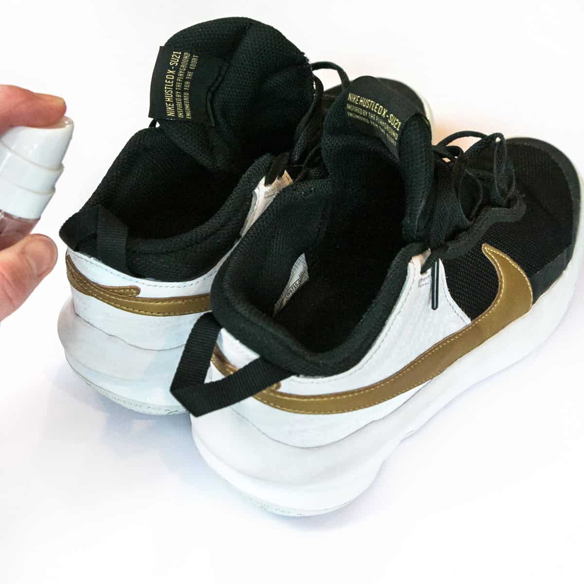 Shoe Deodorizer Spray (DIY)